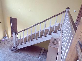 Лестница в увеличенном "скандинавском" дизайне