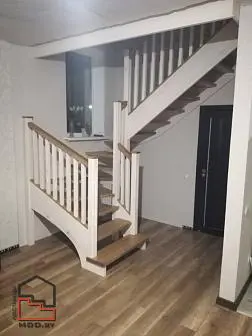 Лестница из сосны в "Скандинавском" стиле. Проект "а.г. Слобода"  Лестница из сосны в "Скандинавском" стиле. Проект "а.г. Слобода"