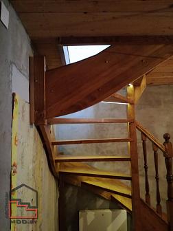 Лестница из сосны в "Классическом" стиле. Проект Чачково
