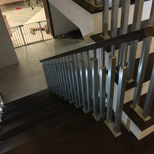 Лестницы в подвал Лестницы в подвал